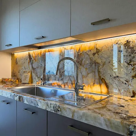 Amira Star Luxury Penthouse Lejlighed Tropea
