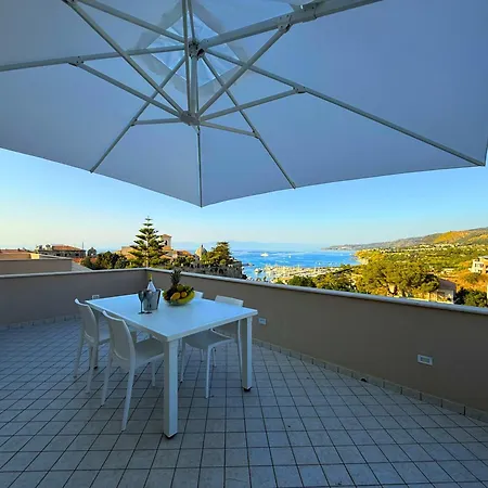 Amira Star Luxury Penthouse Tropea