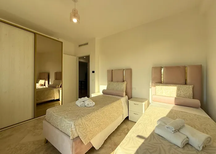 Amira Star Luxury Penthouse