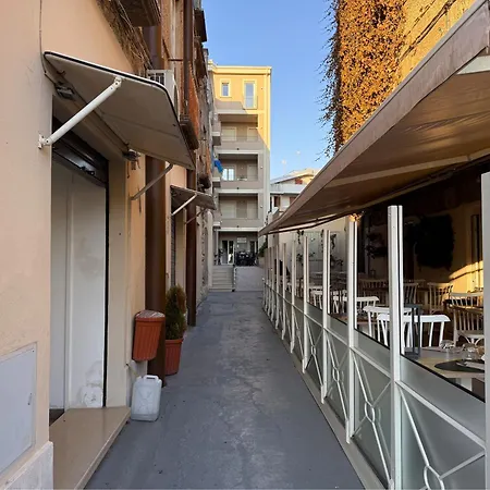 Amira Star Luxury Penthouse טרופאה