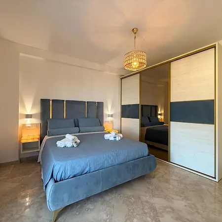 Amira Star Luxury Penthouse