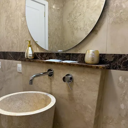 Amira Star Luxury Penthouse * טרופאה