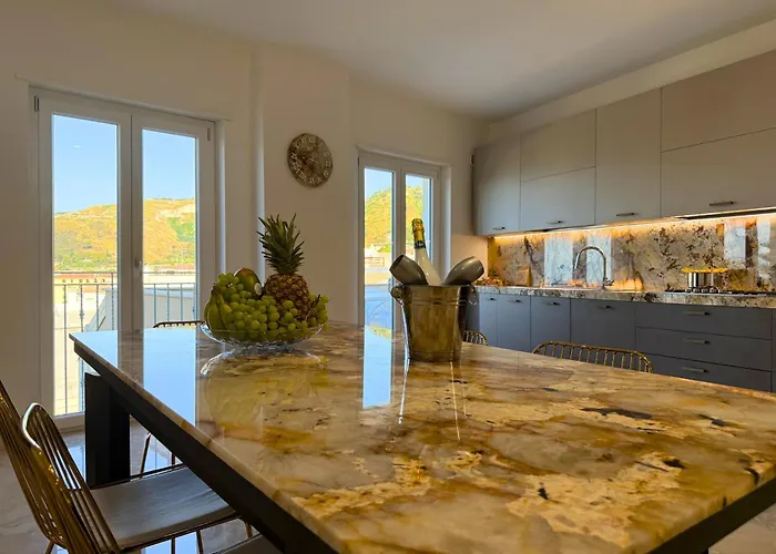 Amira Star Luxury Penthouse