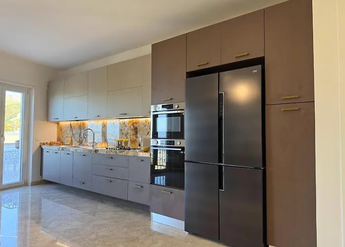 Amira Star Luxury Penthouse *